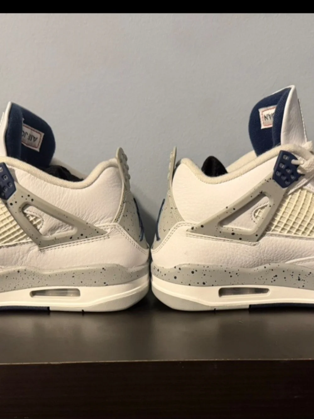 Air Jordan 4 Retro - White/Obsidian Men’s Basketball Shoes